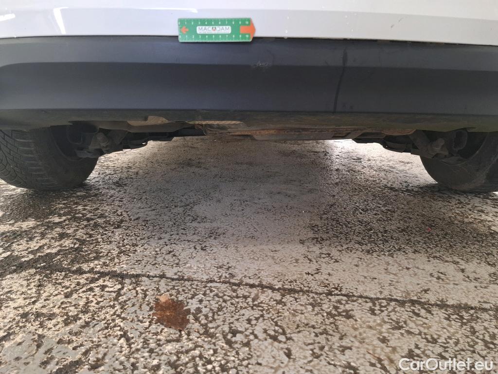  Renault  Megane  IV Berline 5pt. Société Air 1.5 dCi 90CV BVM6 E6 #25