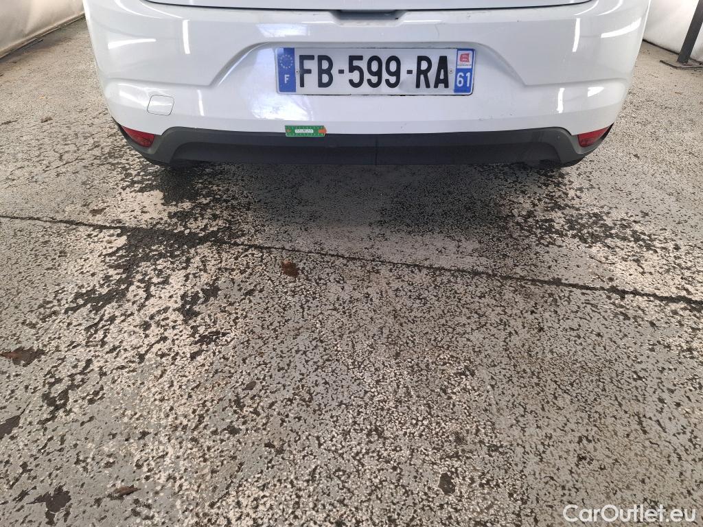  Renault  Megane  IV Berline 5pt. Société Air 1.5 dCi 90CV BVM6 E6 #23