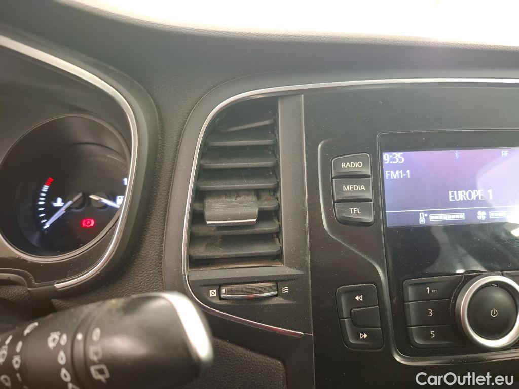  Renault  Megane  IV Berline 5pt. Société Air 1.5 dCi 90CV BVM6 E6 #17