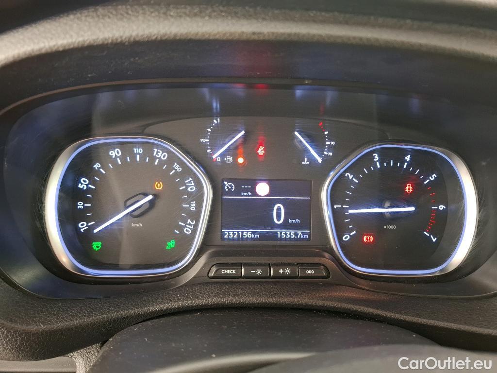  Opel  Vivaro OPEL  / 2019 / 4P / Fourgon tôlé Taille M BlueHDi 120 Pack Busin #14
