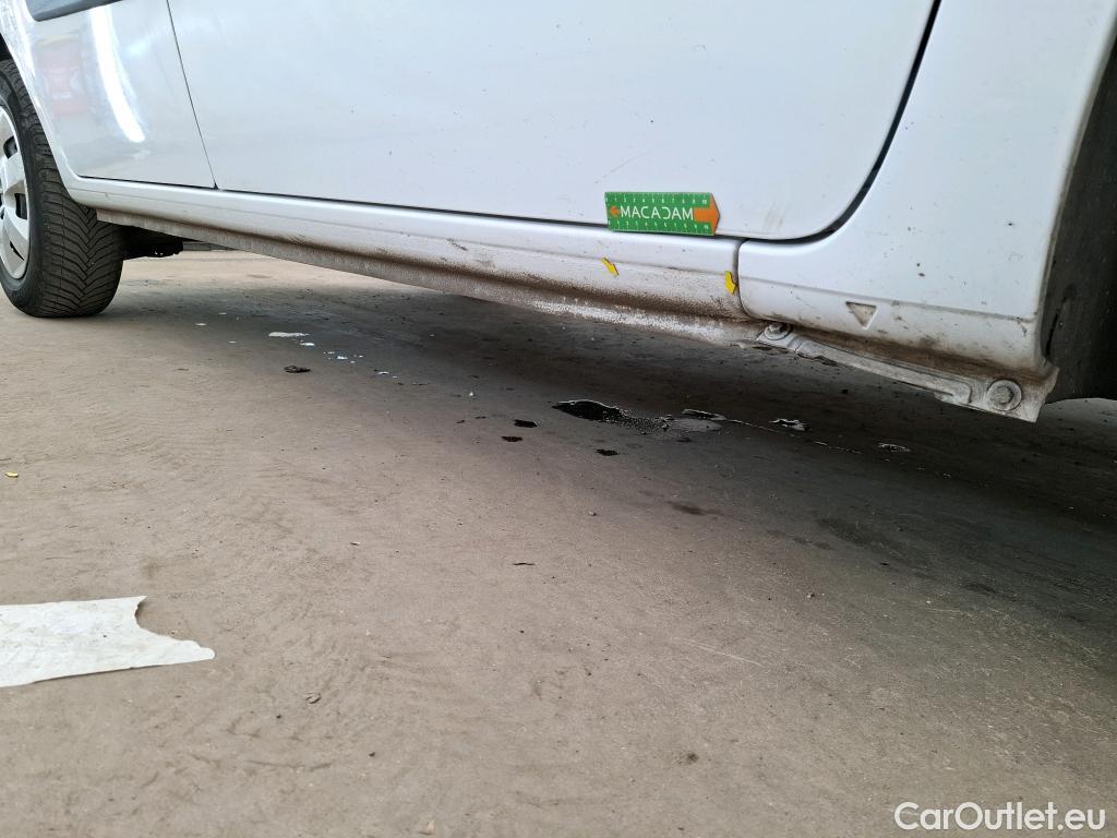  Renault  Kangoo  II Express Extra (Série Spéciale) 1.5 dCi 80CV BVM6 E6dT #37