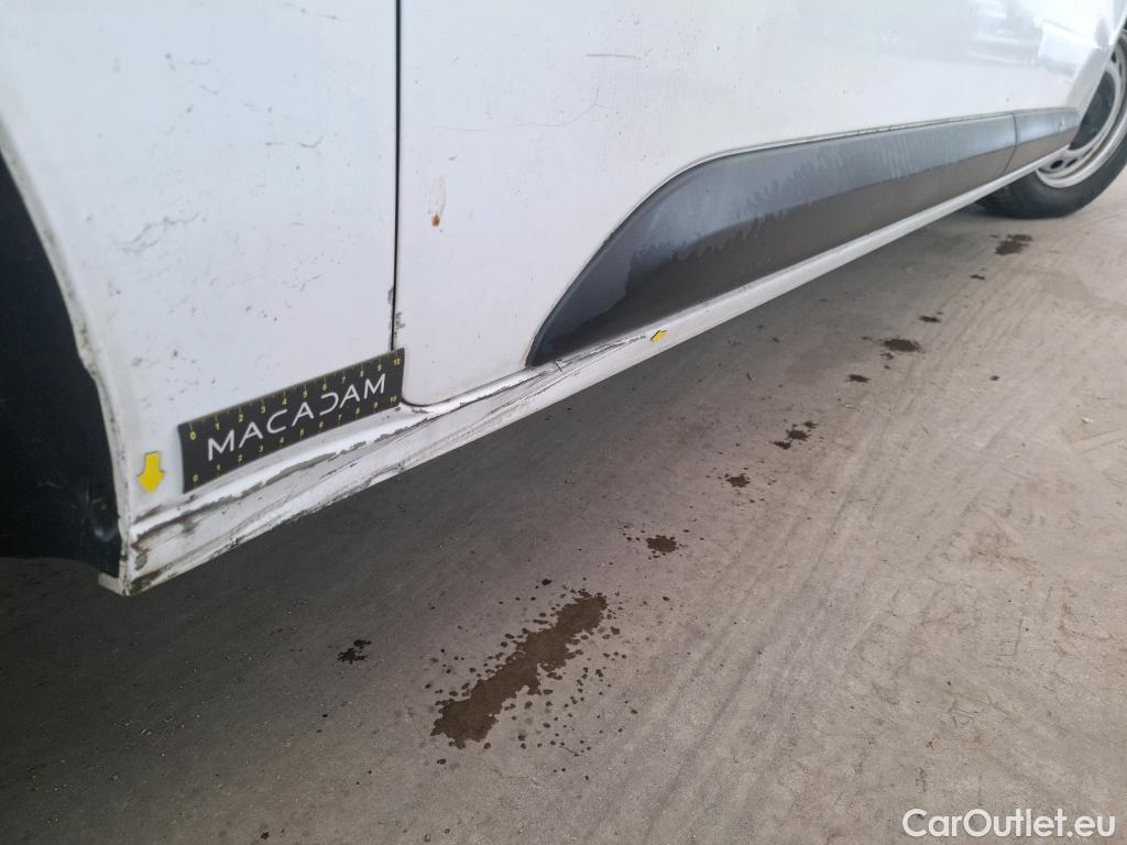  Peugeot  Expert  Fourgon Asphalt L2 2.0 HDi 150CV BVM6 E6dT #16