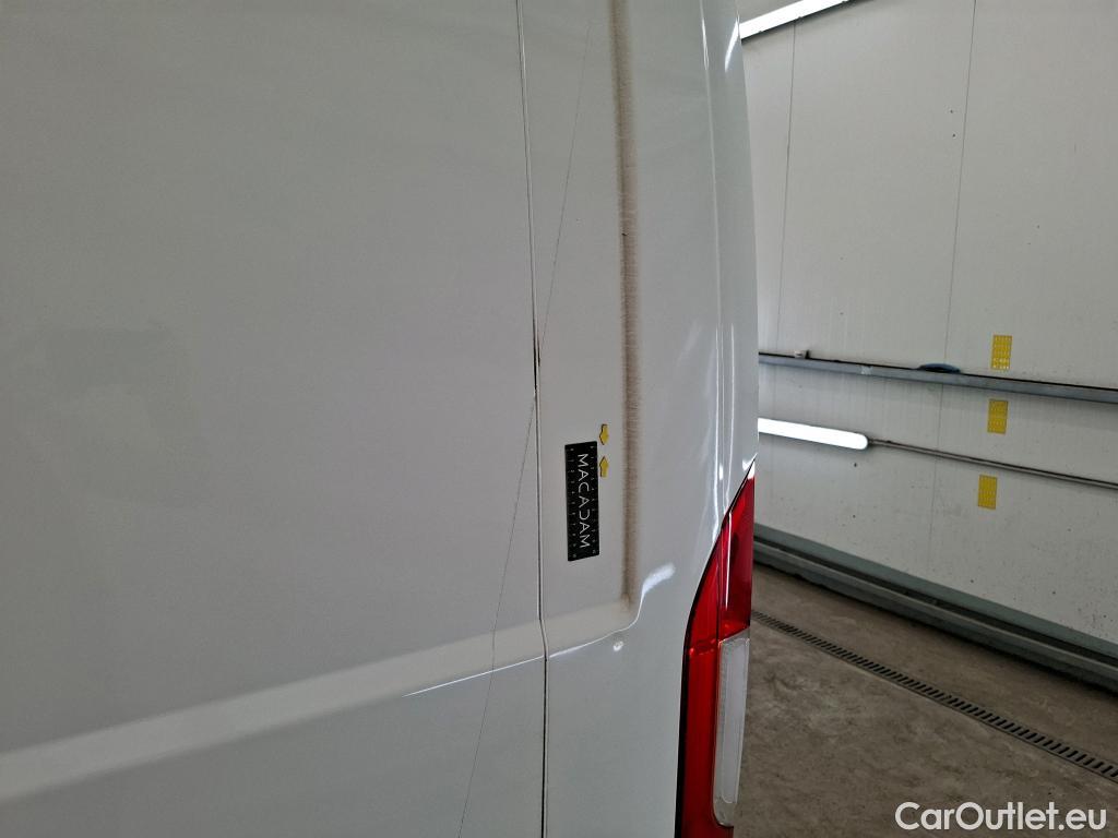  Peugeot  Boxer  Fourgon Surélevé 333 L2H2 Asphalt BlueHDi 140 Stop&Start 140CV BVM6 #43