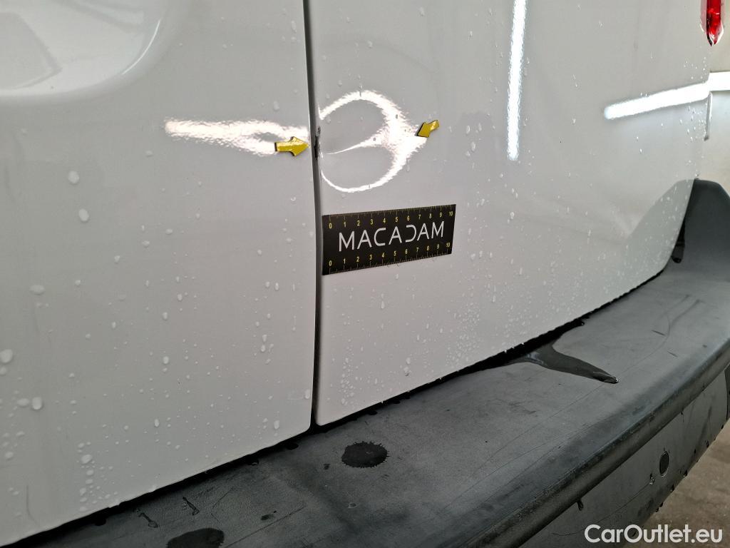  Opel  Vivaro OPEL  2019 4P Fourgon tôlé 15 Diesel 120 L2 PACK BUSINESS #12