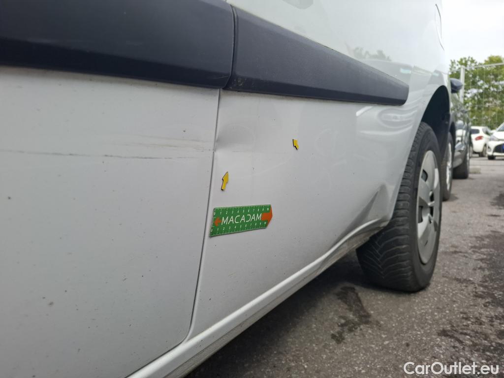  Renault  Kangoo  II Express Extra (Série Spéciale) 1.5 dCi 80CV BVM6 E6dT #11
