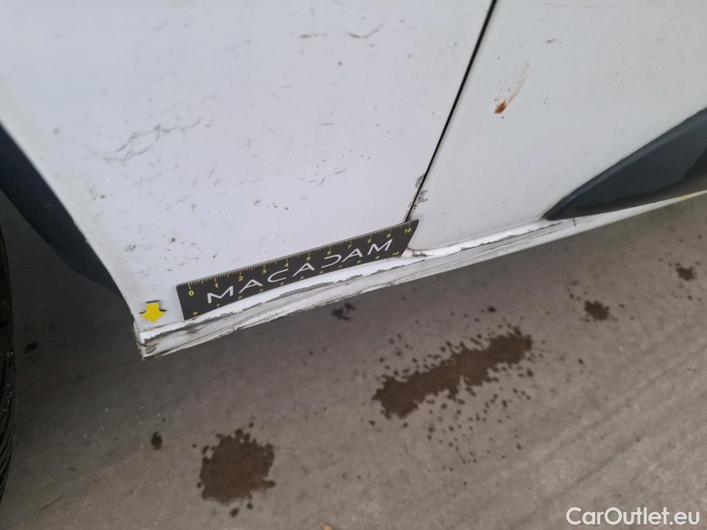  Peugeot  Expert  Fourgon Asphalt L2 2.0 HDi 150CV BVM6 E6dT #18