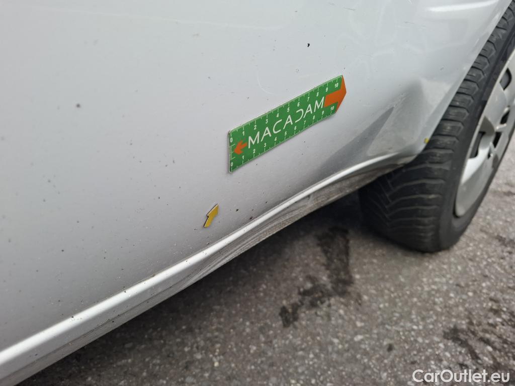  Renault  Kangoo  II Express Extra (Série Spéciale) 1.5 dCi 80CV BVM6 E6dT #13