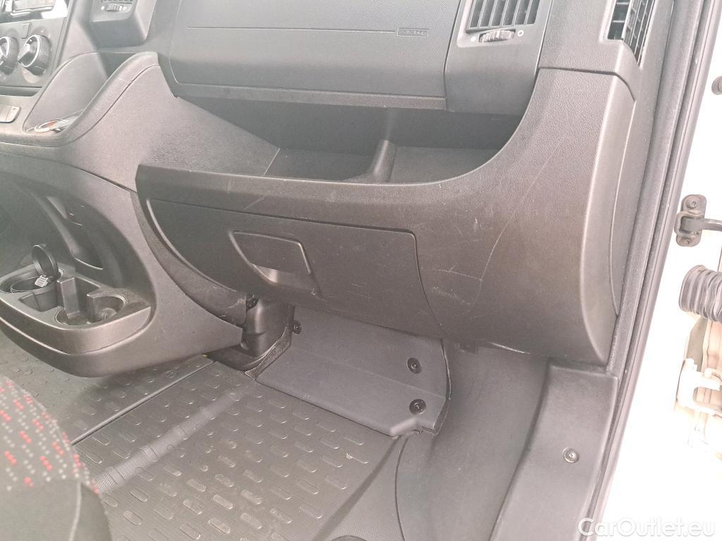  Peugeot  Boxer PEUGEOT  VU 4p Fourgon 2.0 BLUEHDI 110 PREMIUM 335 L3H2 #31