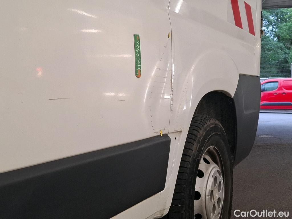  Citroen  Jumper CITROEN  / 2014 / 4P / Fourgon tôlé 35 L1H2 BlueHDi 140 S&S BVM6 Control #3