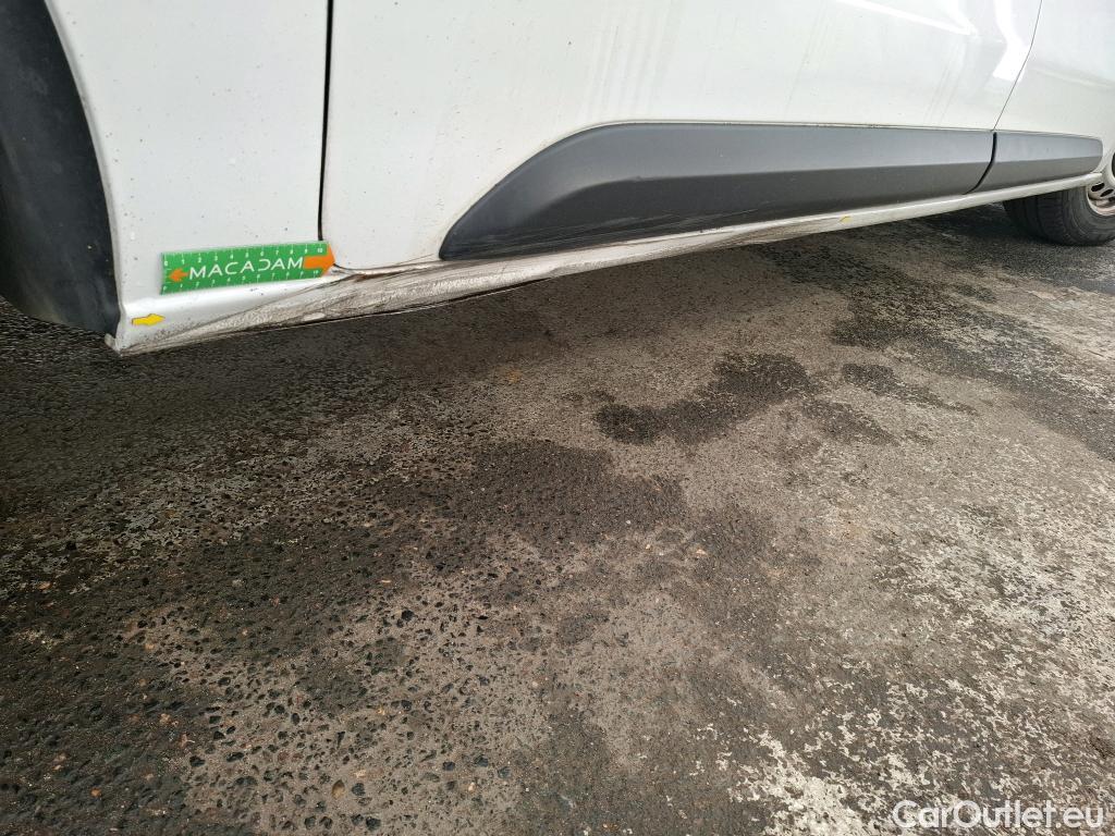  Opel  Vivaro OPEL  / 2019 / 4P / Fourgon tôlé Taille M BlueHDi 120 Pack Busin #1