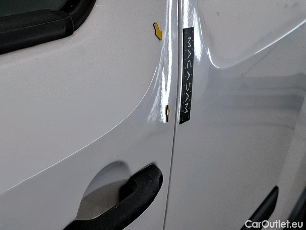  Renault  Kangoo  Express Maxi Extra (Série Spéciale) 1.5 #14