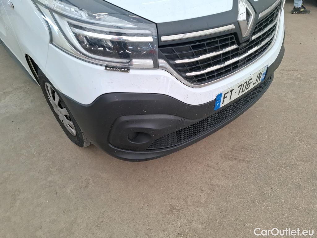  Renault  Trafic RENAULT  / 2019 / 4P / Fourgon tole FG GCF L2H2 1200 Energy dCi 145 E6 #45