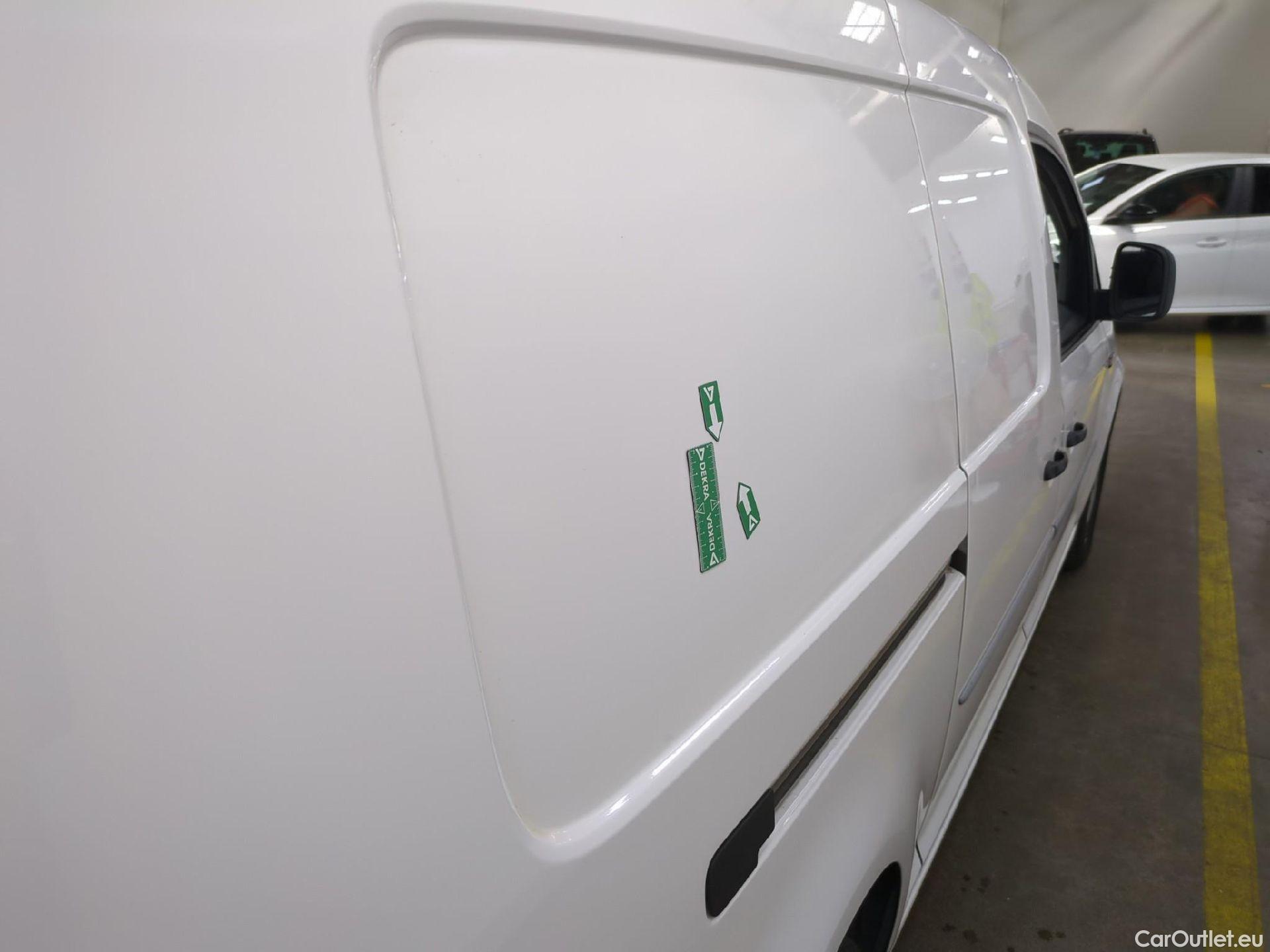  Volkswagen  Caddy VOLKSWAGEN  Maxi Van VU 4p Fourgonnette 2.0 TDI MAXI 102 Business Line #9