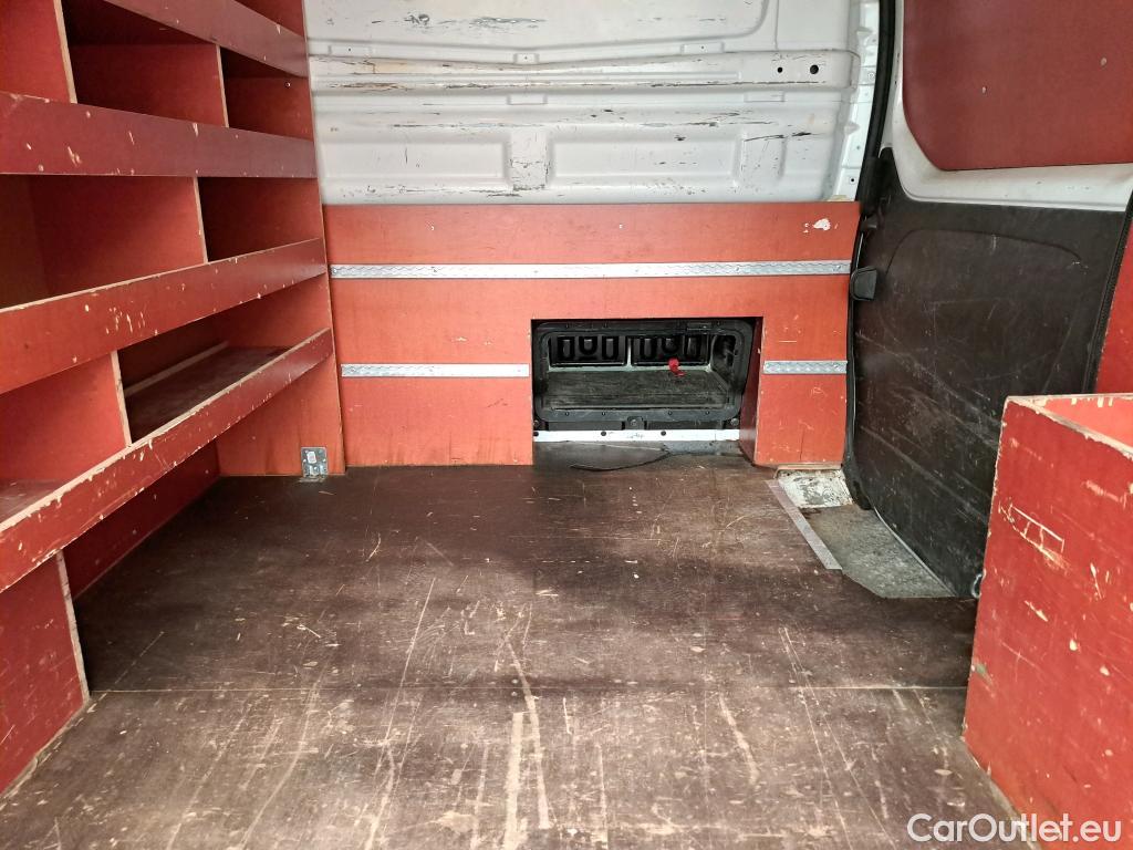  Renault  Trafic RENAULT  / 2019 / 4P / Fourgon tole FG GCF L1H1 1000 dCi 120 #35