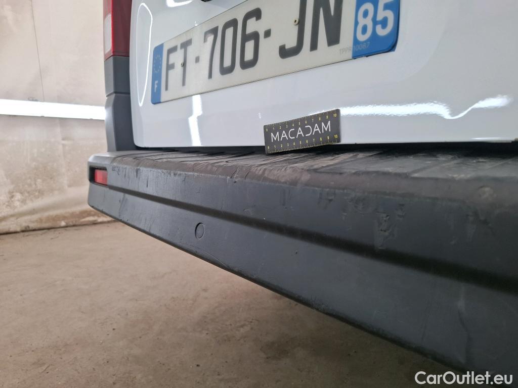  Renault  Trafic RENAULT  / 2019 / 4P / Fourgon tole FG GCF L2H2 1200 Energy dCi 145 E6 #5
