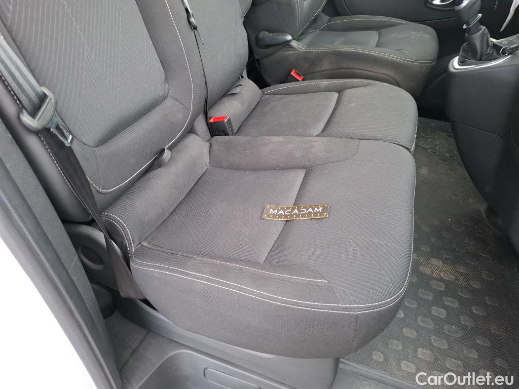  Renault  Trafic RENAULT  / 2019 / 4P / Fourgon tole FG GCF L2H2 1200 Energy dCi 145 E6 #32