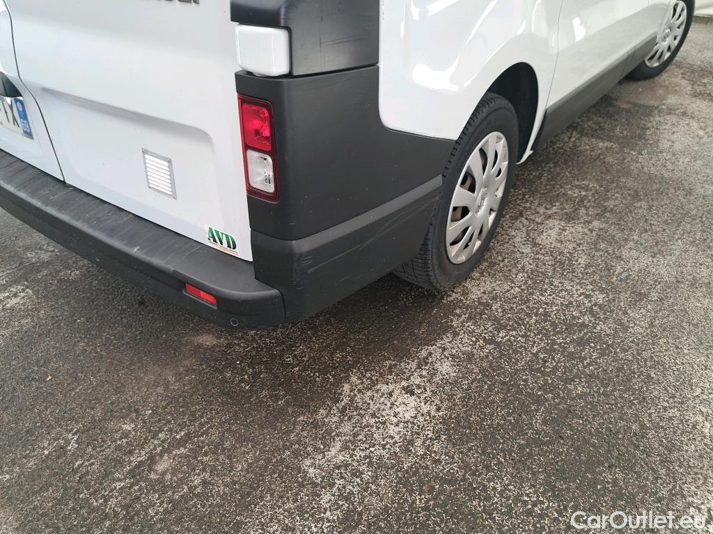  Renault  Trafic RENAULT  / 2019 / 4P / Fourgon tole FG GCF L1H1 1000 dCi 120 #56