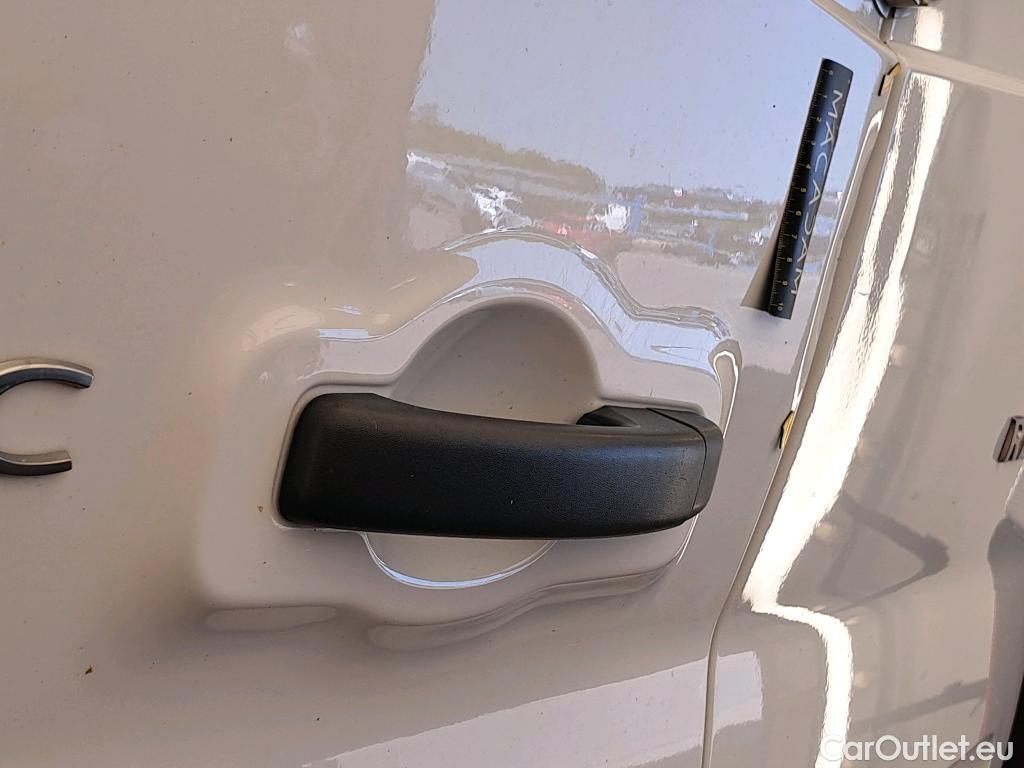  Renault  Trafic RENAULT  / 2019 / 4P / Fourgon tole FG GCF L1H1 1000 dCi 120 #30