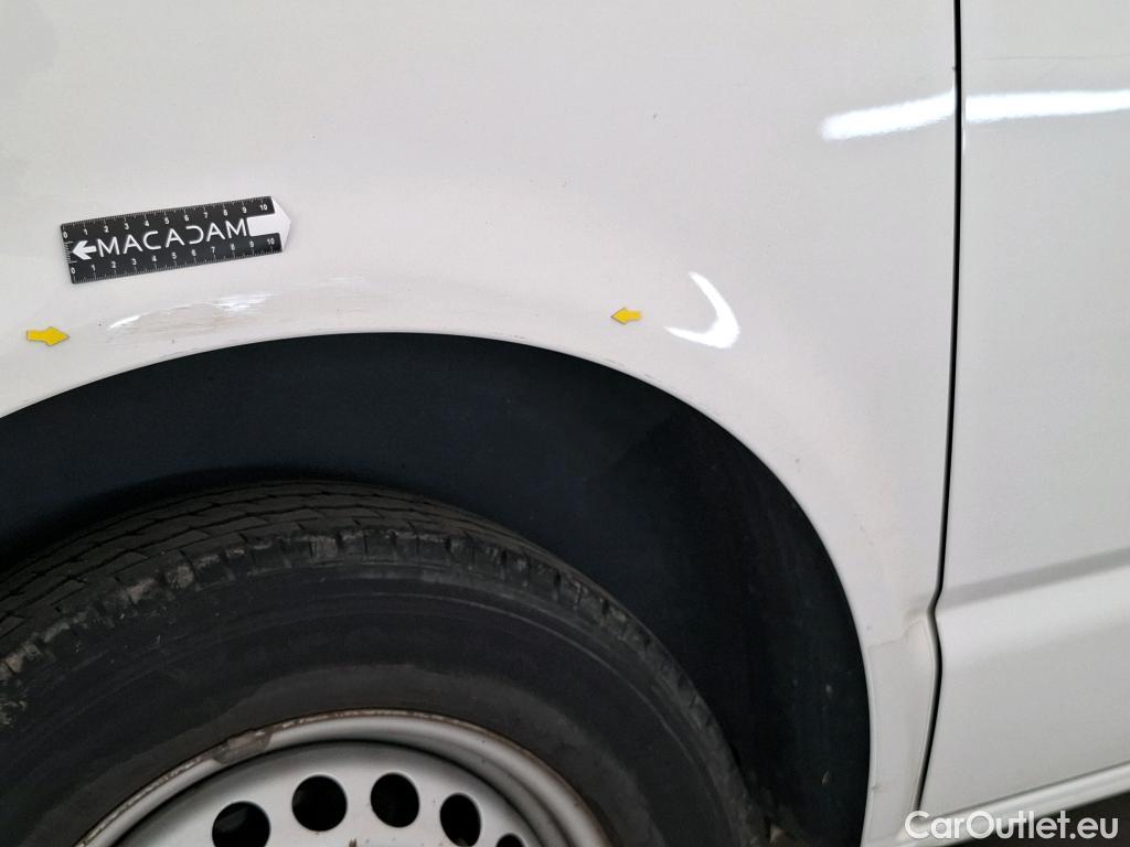  Volkswagen  Transporter T6  Fourgon 2.0 TDI 150CV BVM6 E6 #4