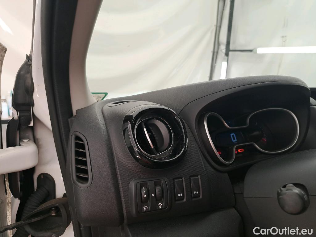  Renault  Trafic RENAULT  / 2019 / 4P / Fourgon tole FG GCF L1H1 1000 dCi 120 #48