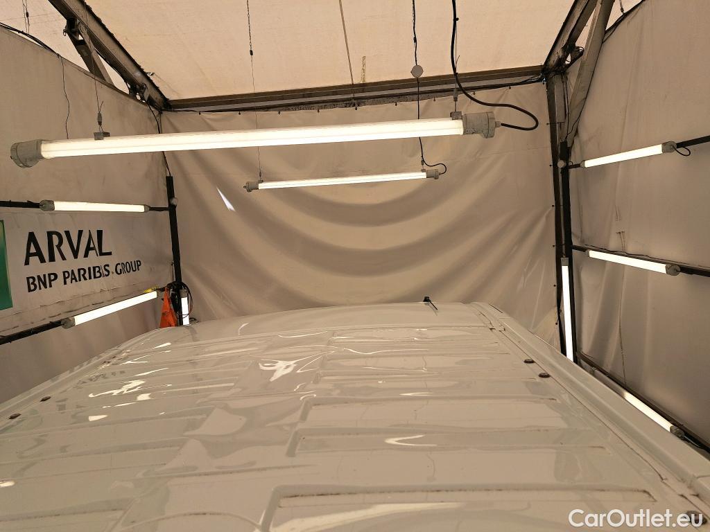  Renault  Trafic RENAULT  / 2019 / 4P / Fourgon tole FG GCF L1H1 1000 dCi 120 #5