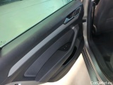  Volkswagen  Passat Volkswagen  Variant 2.0 TDI EVO 150 KM DSG Business 5d #27