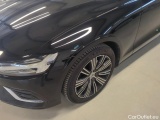  Volvo  V60 Volvo  B4 Mild Hybrid Benzyna Inscription Auto 5d #33