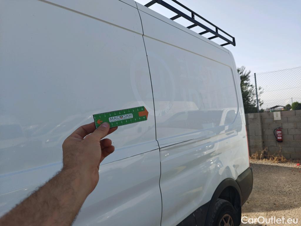  Ford  Transit FORD  / 2013 / 4P / furgón 350 96kW L3H2 Van Trend FWD #18