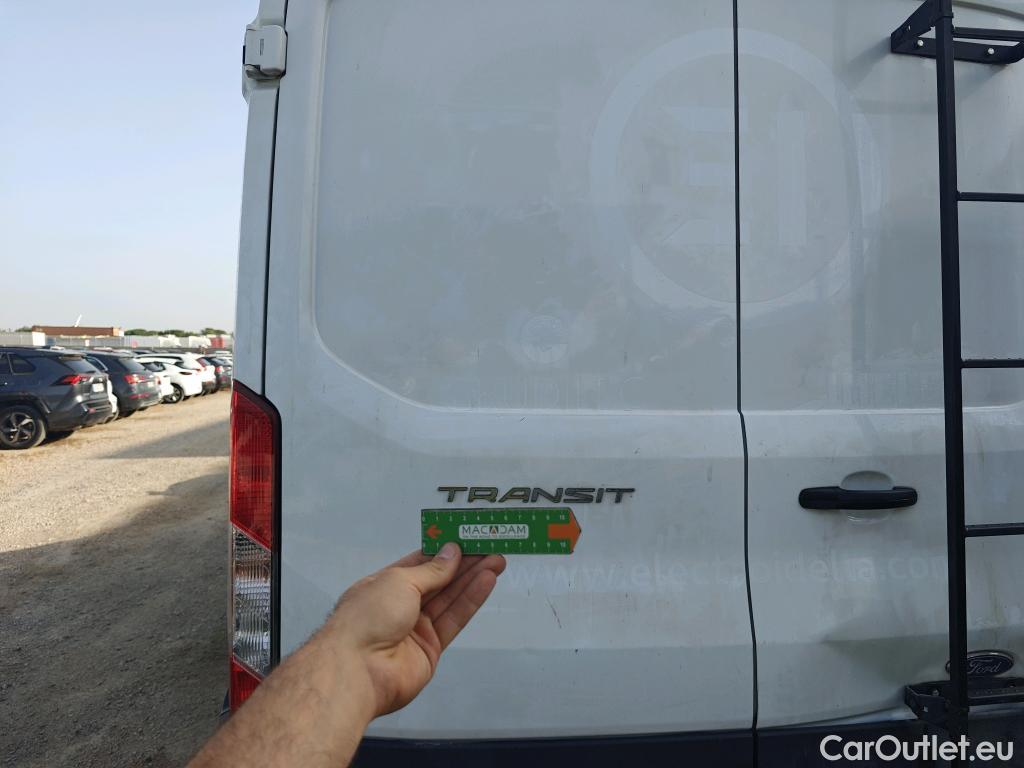  Ford  Transit FORD  / 2013 / 4P / furgón 350 96kW L3H2 Van Trend FWD #22