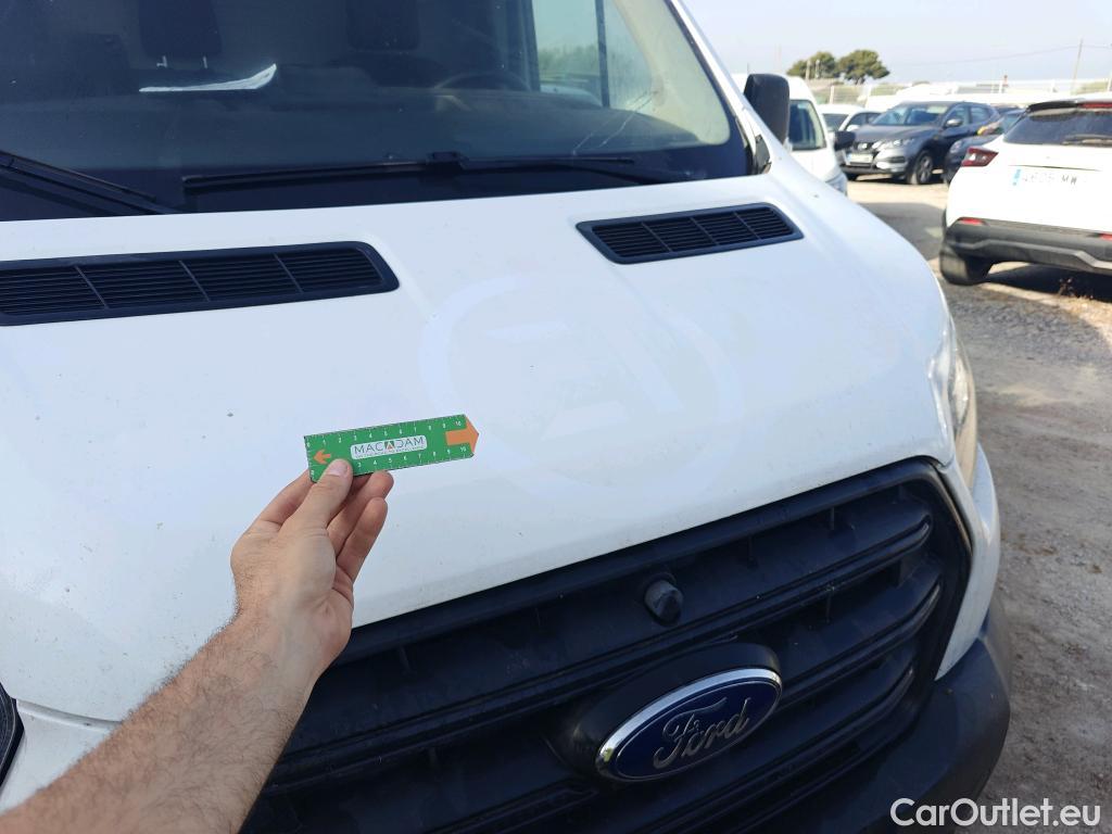  Ford  Transit FORD  / 2013 / 4P / furgón 350 96kW L3H2 Van Trend FWD #28