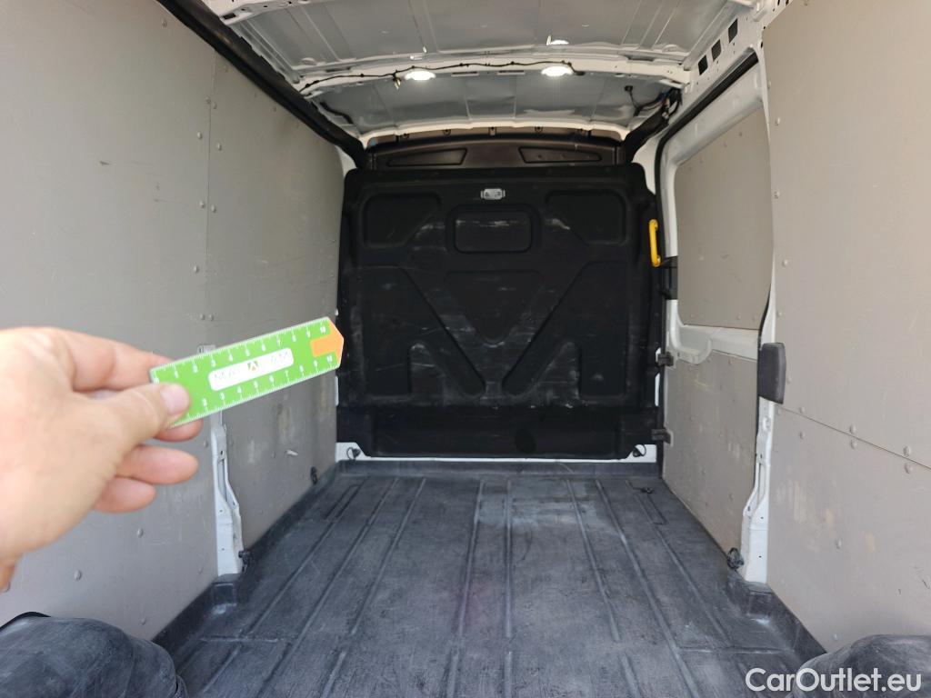  Ford  Transit FORD  / 2013 / 4P / furgón 350 96kW L3H2 Van Trend FWD #14