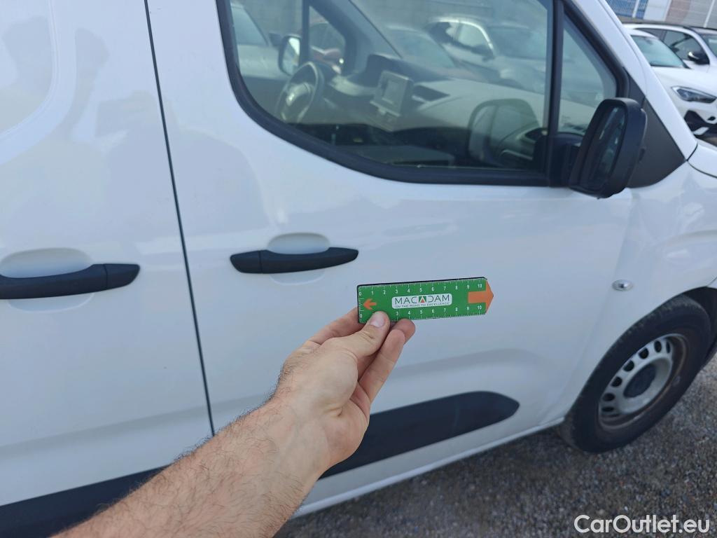  Land Rover  Discovery PEUGEOT e-Partner / 2018 / 4P / furgón derivado de turismo e-Partner Standard 800kg 100kw #85
