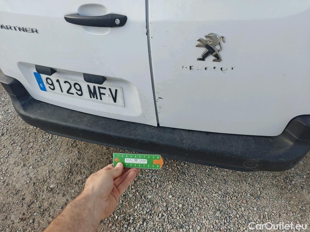  Land Rover  Discovery PEUGEOT e-Partner / 2018 / 4P / furgón derivado de turismo e-Partner Standard 800kg 100kw #48