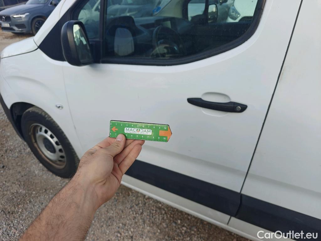  Land Rover  Discovery PEUGEOT e-Partner / 2018 / 4P / furgón derivado de turismo e-Partner Standard 800kg 100kw #35