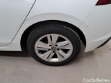  Volkswagen  Golf  VOLKSWAGEN / 2019 / 5P / BERLINA 2.0 TDI SCR 85KW LIFE DSG #69