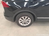  Volkswagen  Tiguan VOLKSWAGEN  / 2016 / 5P / SUV 2.0 TDI SCR 110KW BUSINESS BMT DSG #18