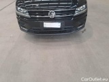  Volkswagen  Tiguan VOLKSWAGEN  / 2016 / 5P / SUV 2.0 TDI SCR 110KW BUSINESS BMT DSG #22