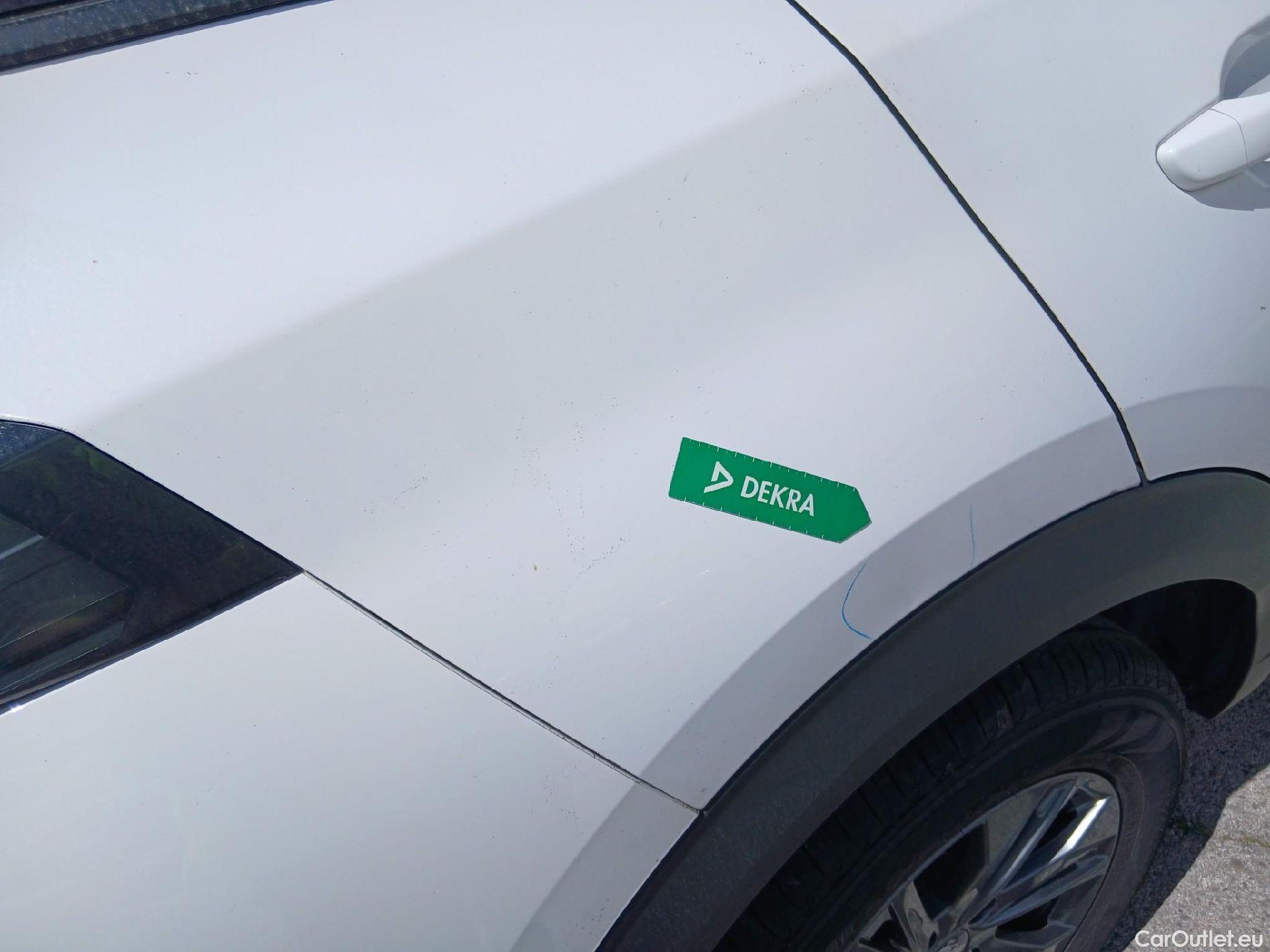  Peugeot  2008 PEUGEOT  / 2019 / 5P / todoterreno Active Pack BlueHDI 81kW (110CV) #20
