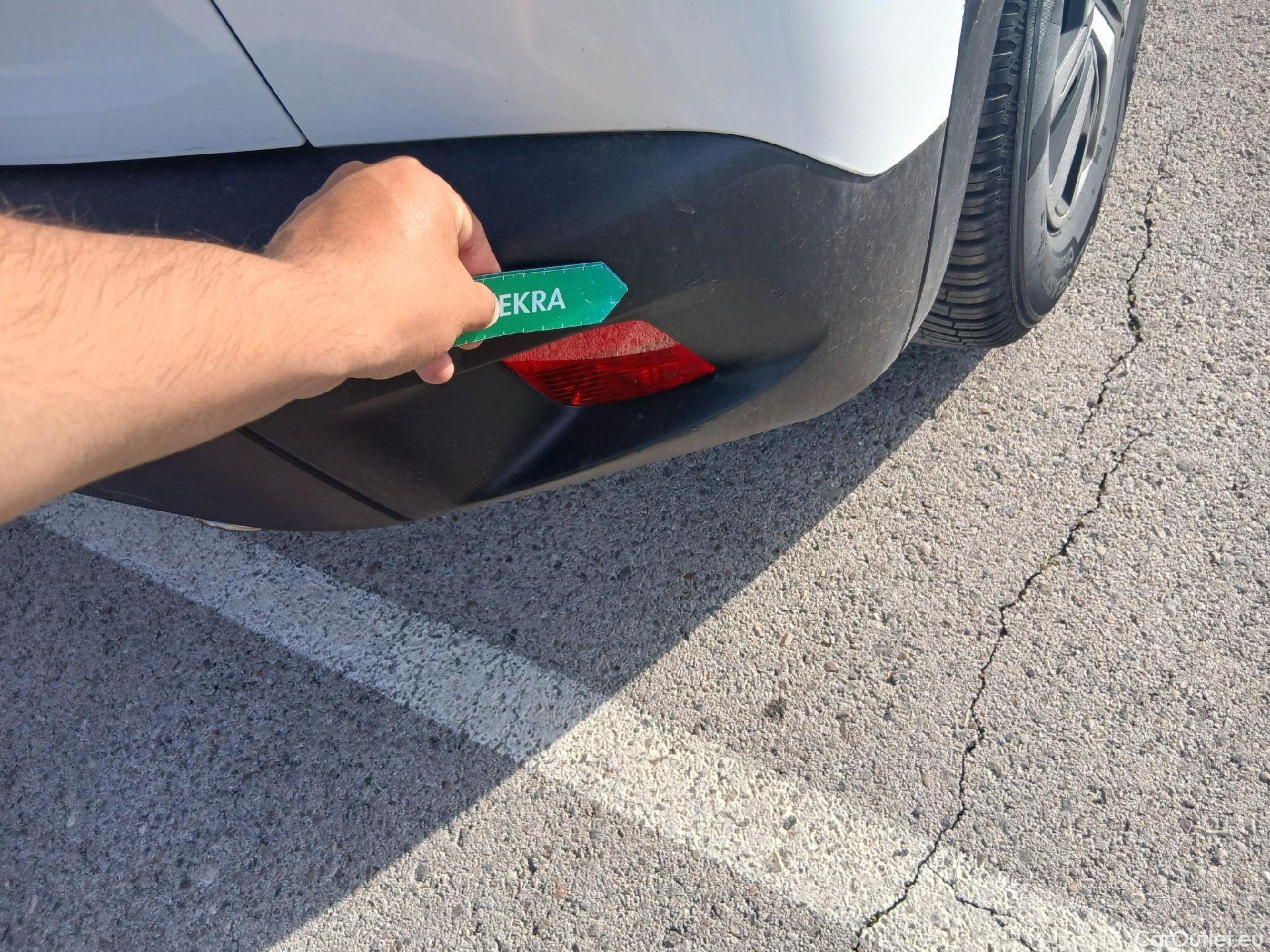  Peugeot  2008 PEUGEOT  / 2019 / 5P / todoterreno Active BlueHDI 81kW (110CV) #21