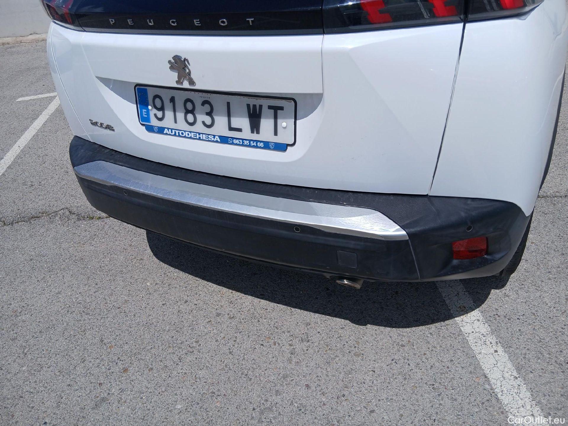  Peugeot  2008 PEUGEOT  / 2019 / 5P / todoterreno Active Pack BlueHDI 81kW (110CV) #15