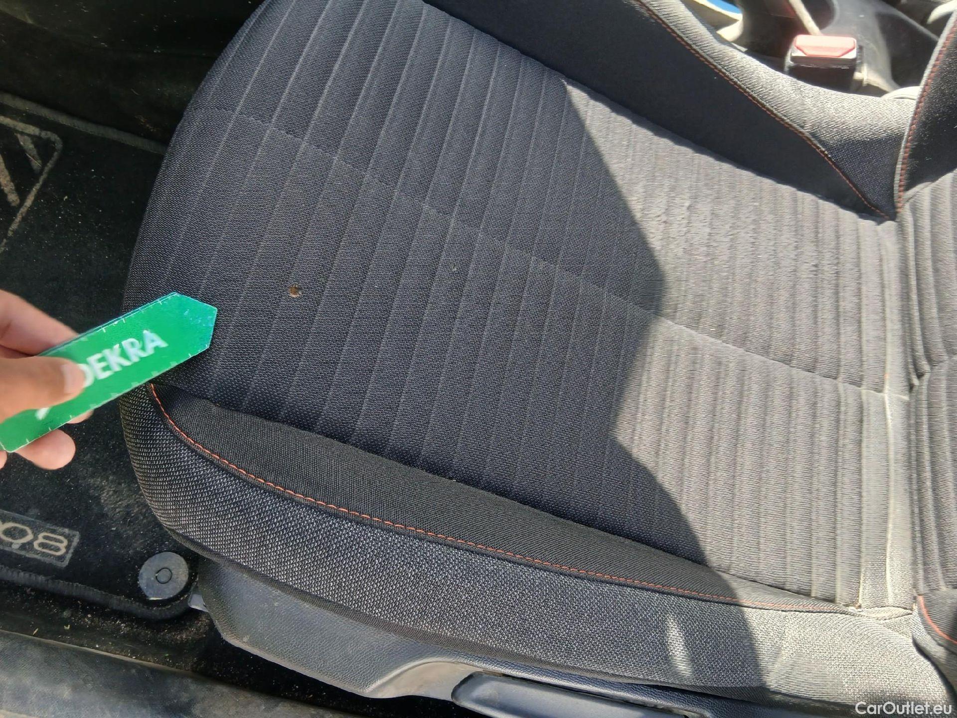  Peugeot  2008 PEUGEOT  / 2019 / 5P / todoterreno Active Pack Puretech 100 S&S BVM6 #5