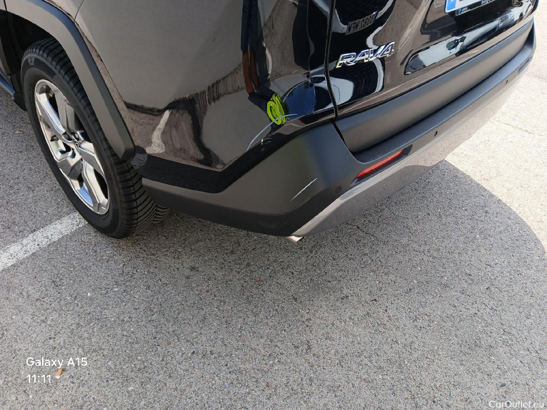  Toyota  RAV4 TOYOTA  / 2018 / 5P / todoterreno 2.5l 220H Luxury #24