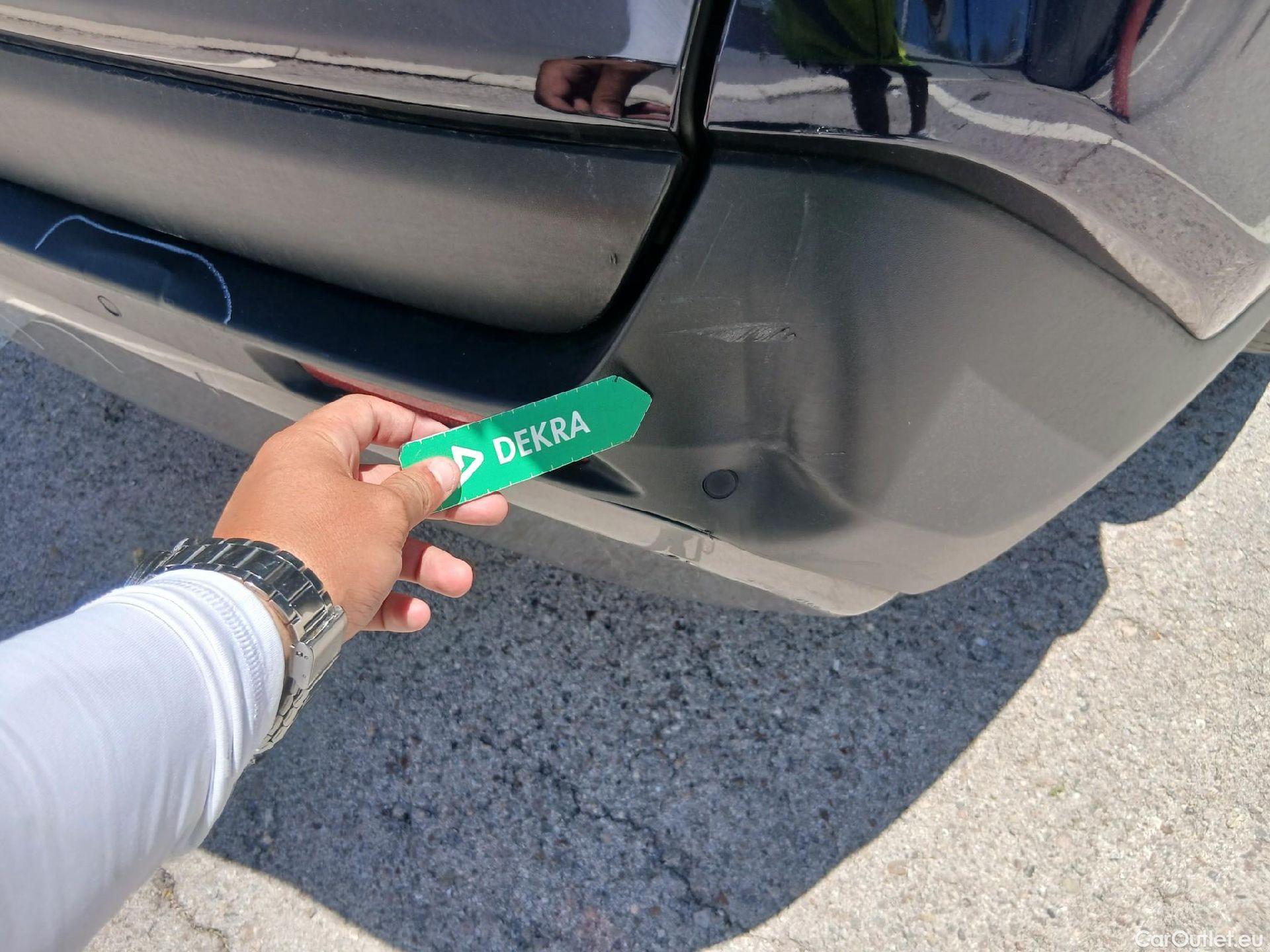  Toyota  RAV4 TOYOTA  / 2018 / 5P / todoterreno 2.5l 220H Luxury #23