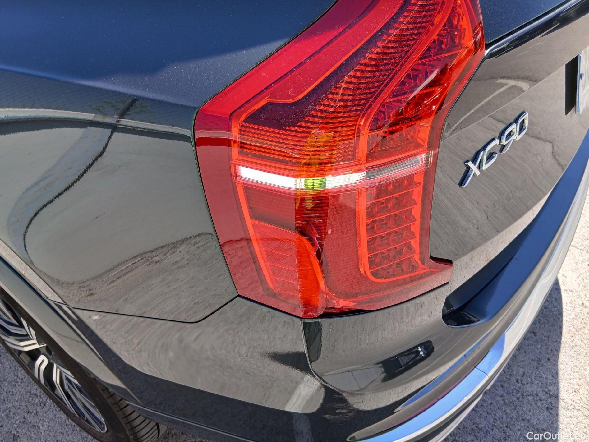  Volvo  XC90 VOLVO  / 5P /7 plazas 2.0 T8 AWD Inscription Auto 303 CV 11 kWh #26