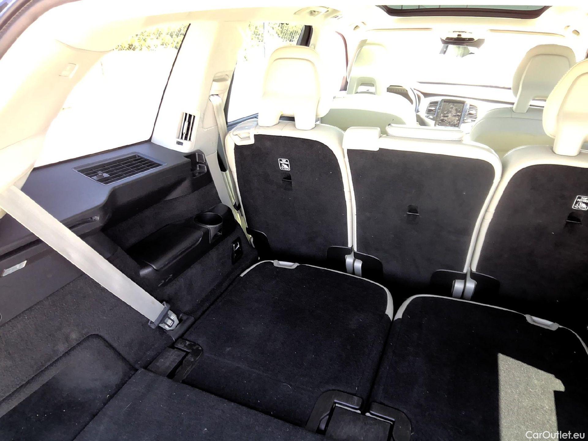  Volvo  XC90 VOLVO  / 5P /7 plazas 2.0 T8 AWD Inscription Auto 303 CV 11 kWh #42