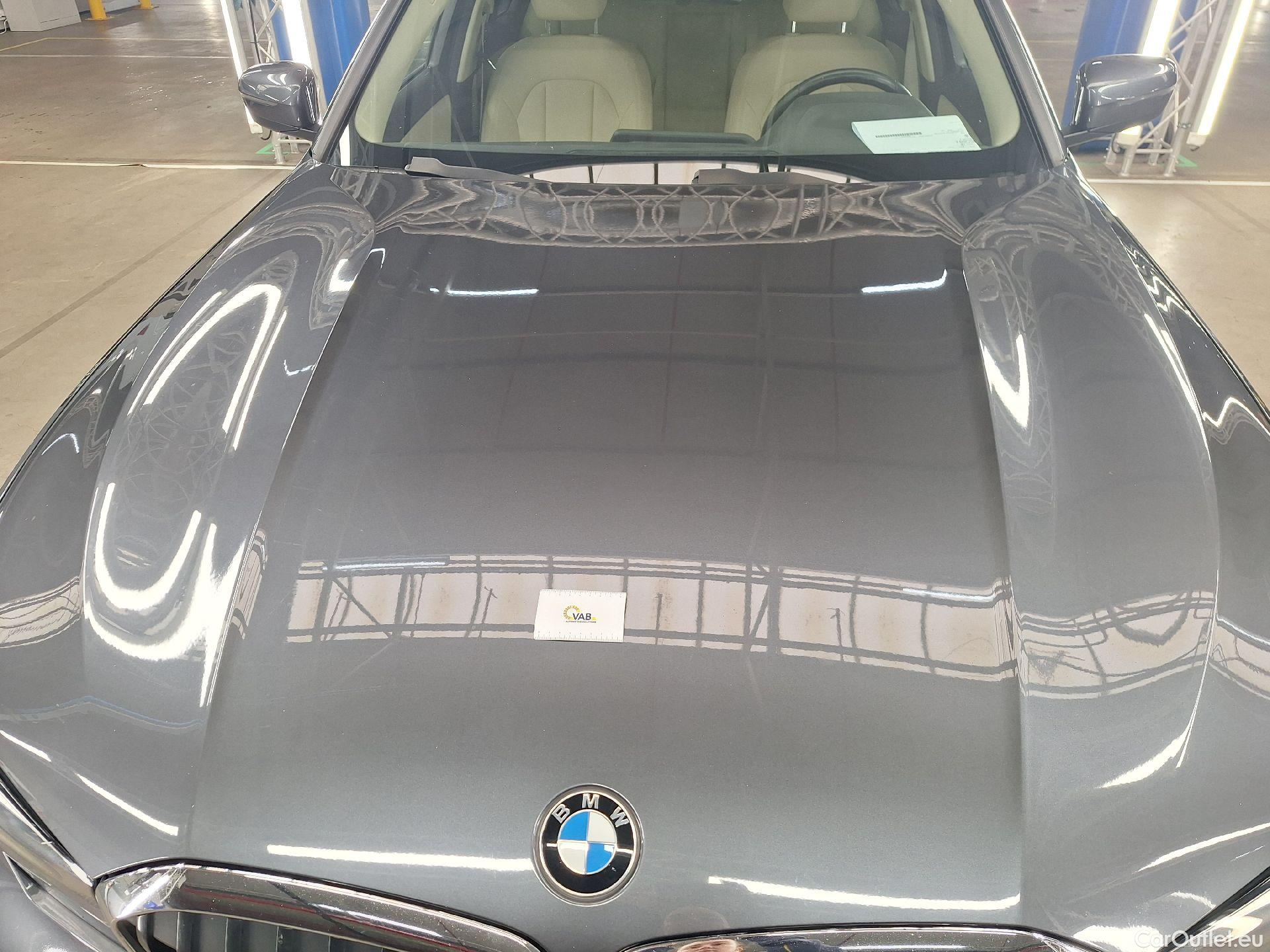  Bmw  Serie 3 BMW, 3-serie '18, BMW 3 Reeks Berline 318dA (100 kW) 4d #52