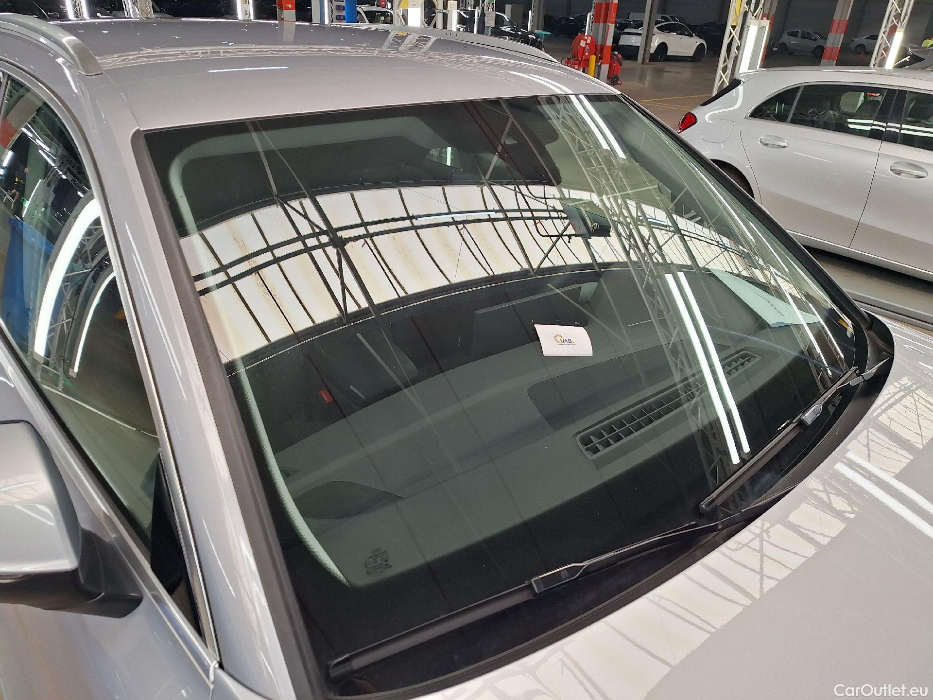  Audi  Q5 Audi,  FL'20 PHEV, Audi  S line 50 TFSI e S tronic quattro 5d #24