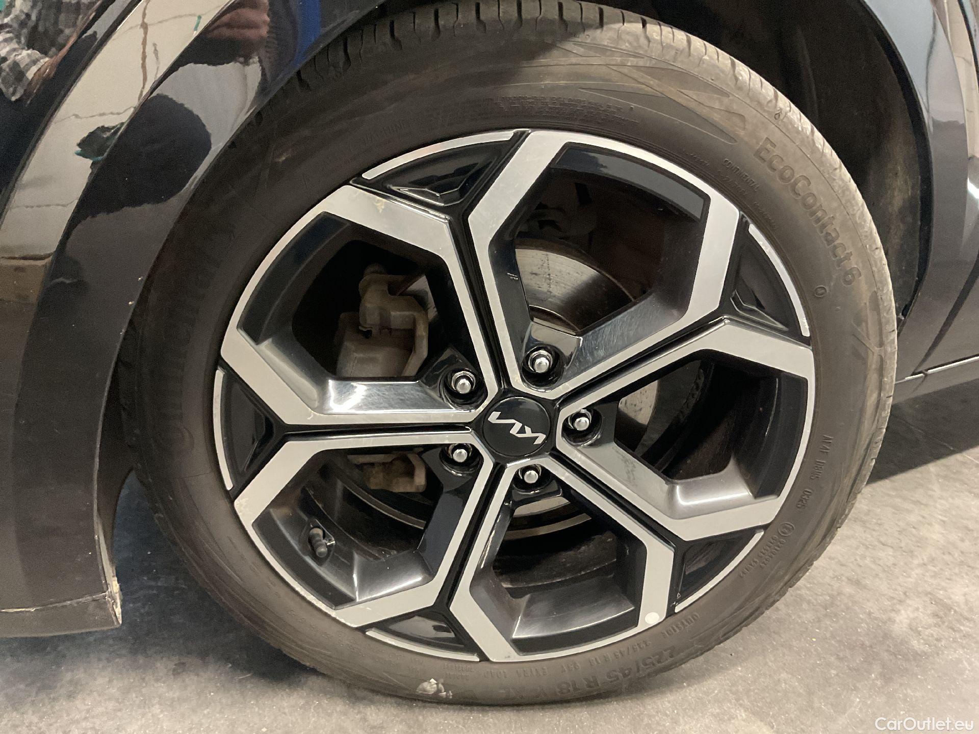  KIA  Niro Kia,  '22 PHEV, KIA  Pace 1.6 GDi PHEV 6DCT 5d #9