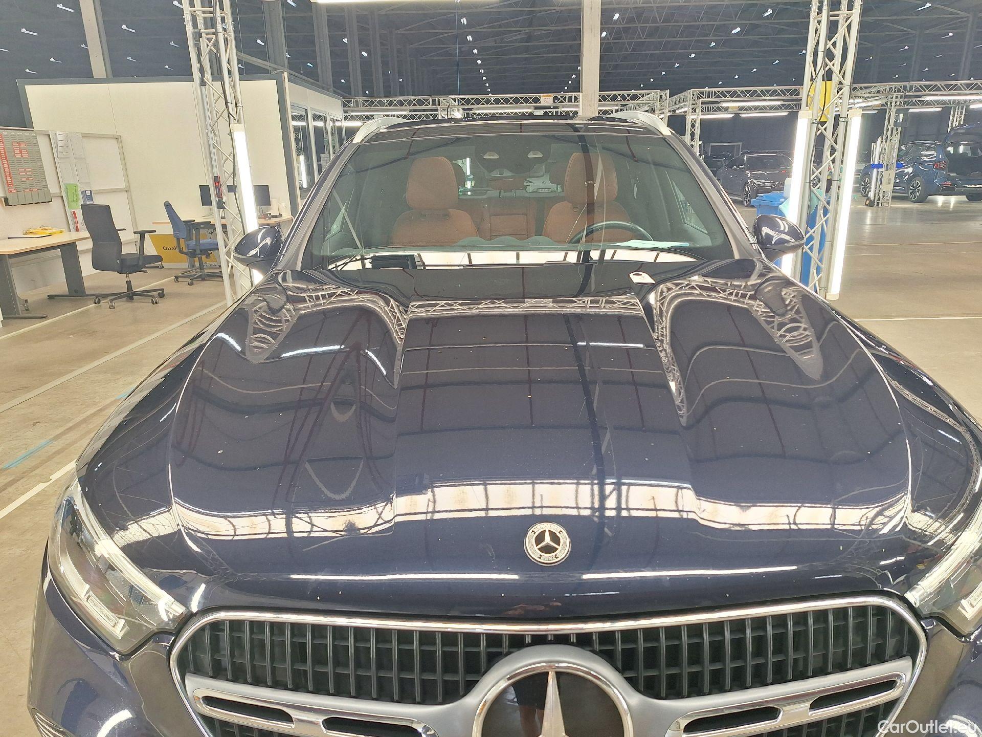  Mercedes  GLC Mercedes,  '22 PHEV, Mercedes-Benz   300 e 4MATIC Luxury Line 5d #1
