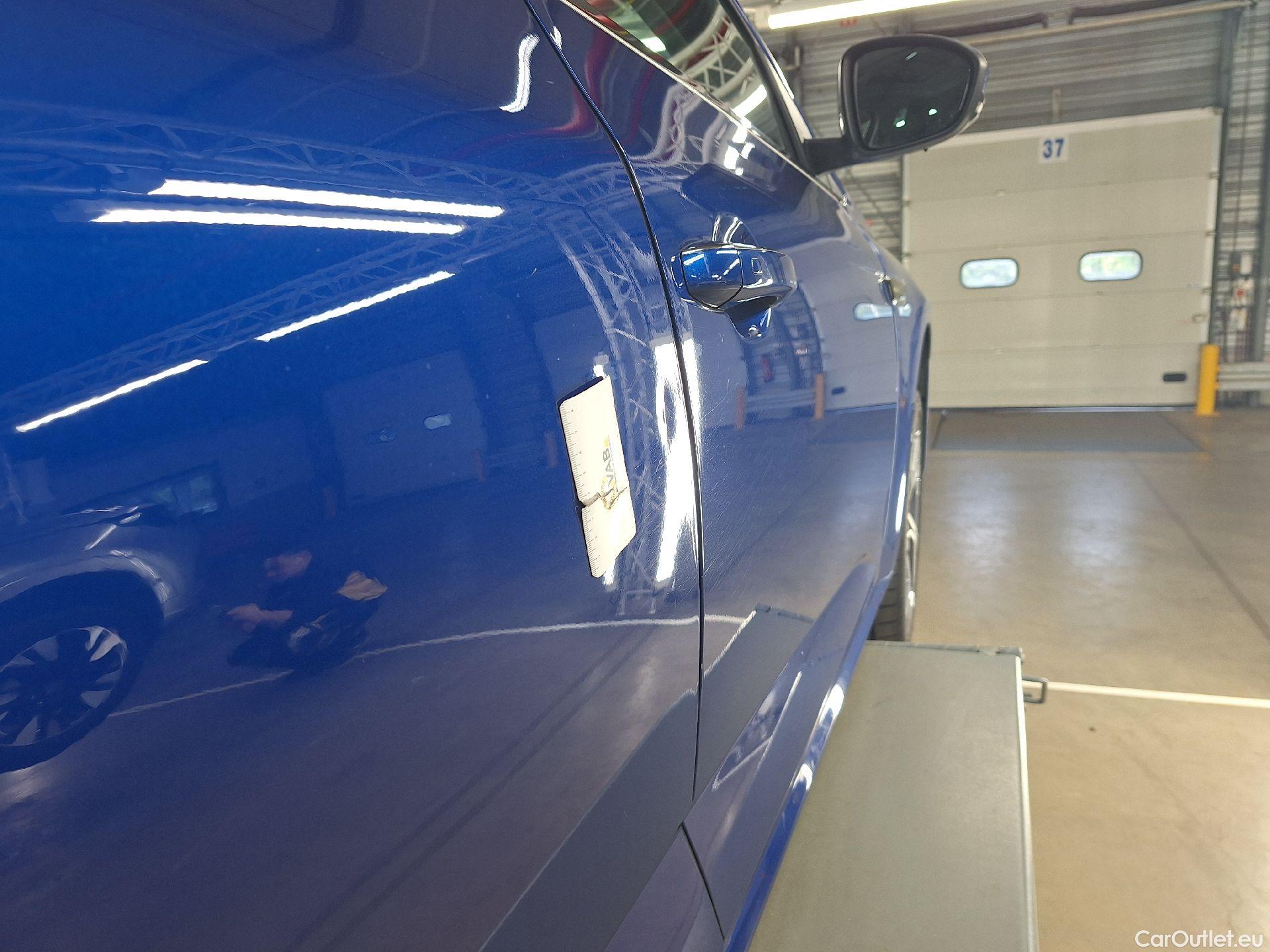  Renault  Megane Renault, Mégane HB FL'20, Renault Mégane Berline Blue dCi 115 EDC R.S. Line  #14